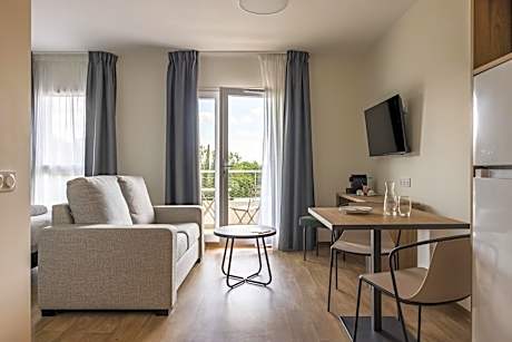One-Bedroom Suite