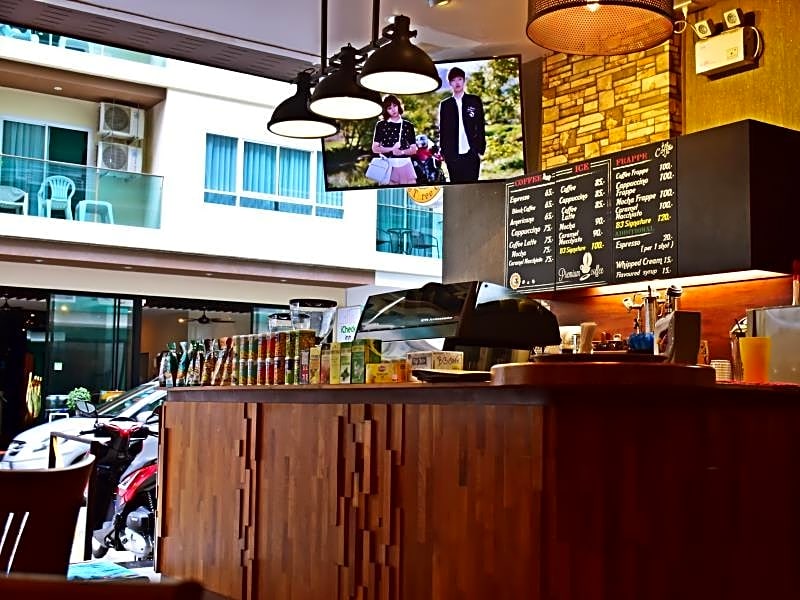 Ocean and Ole Patong