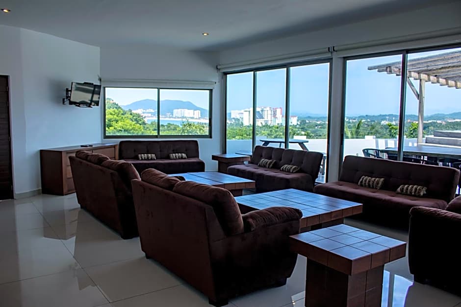 LA LOMA SUITES