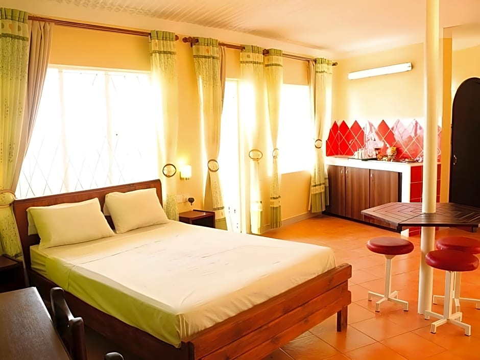 Le Cactus Guest House