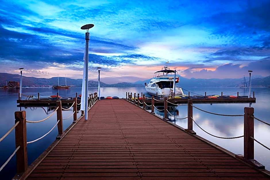 Fİ Light Solto Boutique Beach Hotel