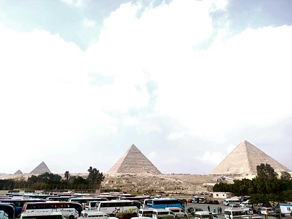 Capital Of Pyramids Hotel