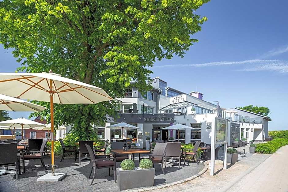 Photo 1 of 49 of Hotel Künstlerquartier Seezeichen