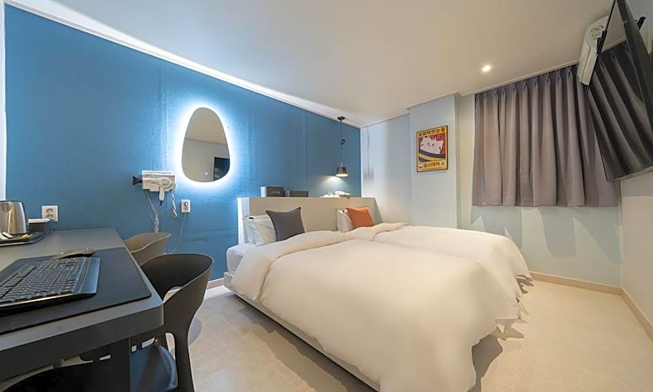 Uiwang Hotel Nine