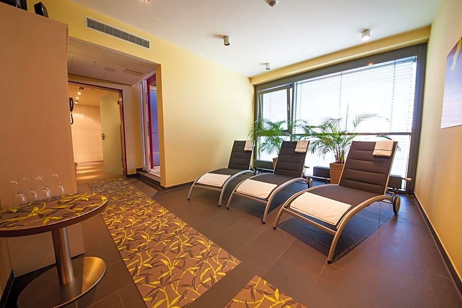 Novina Hotel Tillypark