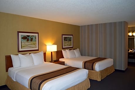 Queen Room with Two Queen Beds - Non-Smoking/Disability Access