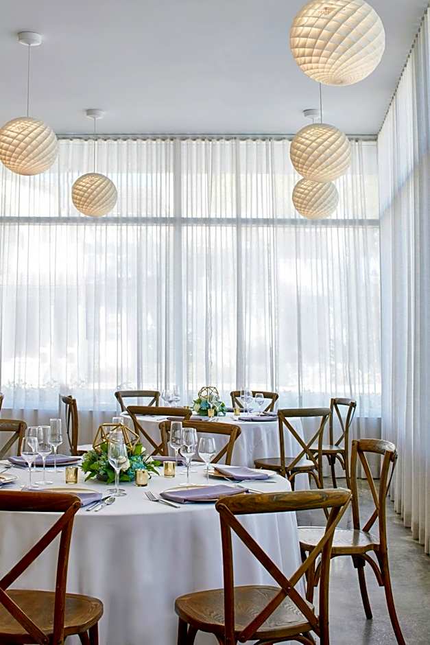 The Sarasota Modern, a Tribute Portfolio Hotel