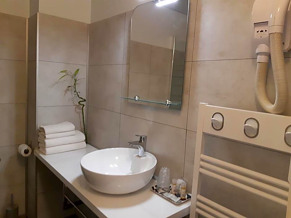 Aerotel Versailles Saint Cyr - L'étape du Silence