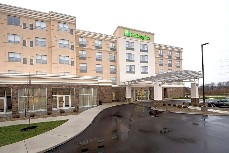 Holiday Inn & Suites Detroit - Troy by IHG