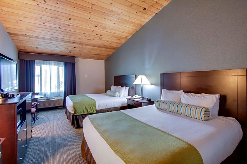 Best Western Plus, The Inn at Hampton