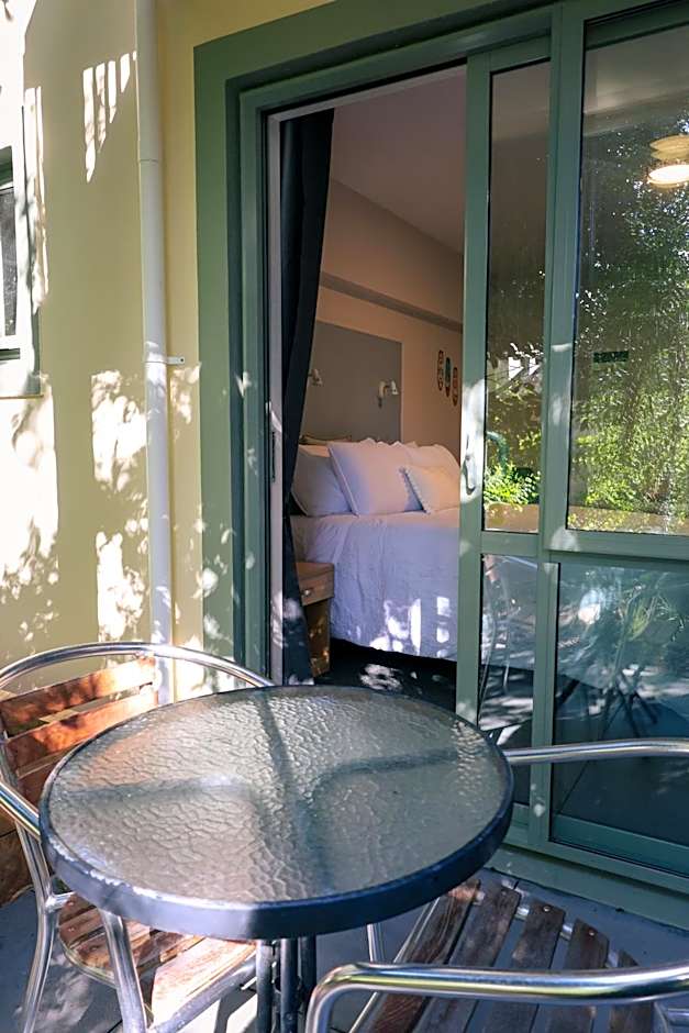 La Rochelle Motel