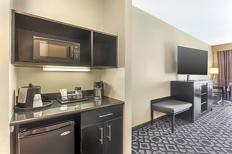 Best Western Plus Laredo Inn & Suites