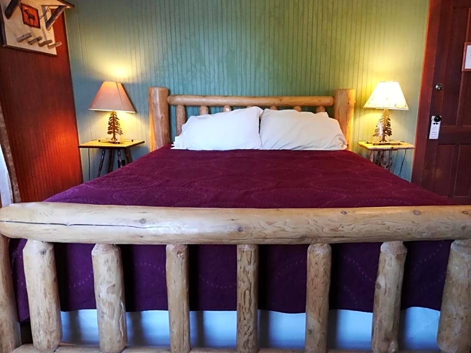 The Woods Inn