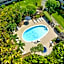 Plantation Hale Suites