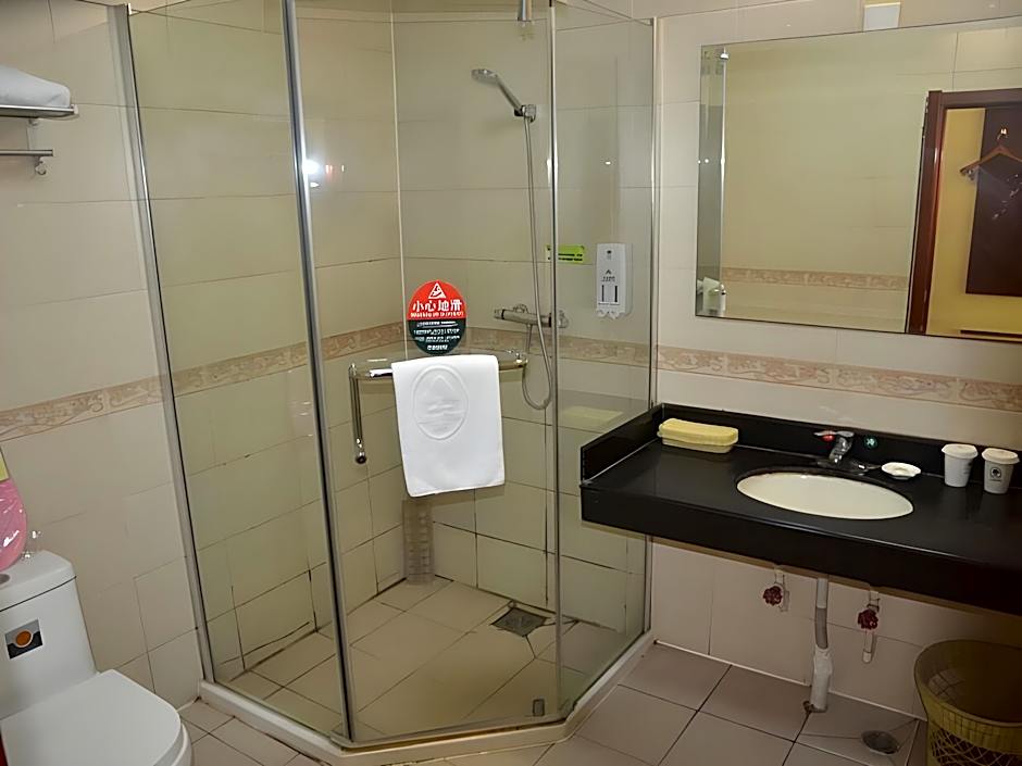 GreenTree Inn WeiFang QingZhou Middle HaiDai Road Electric Power Shell