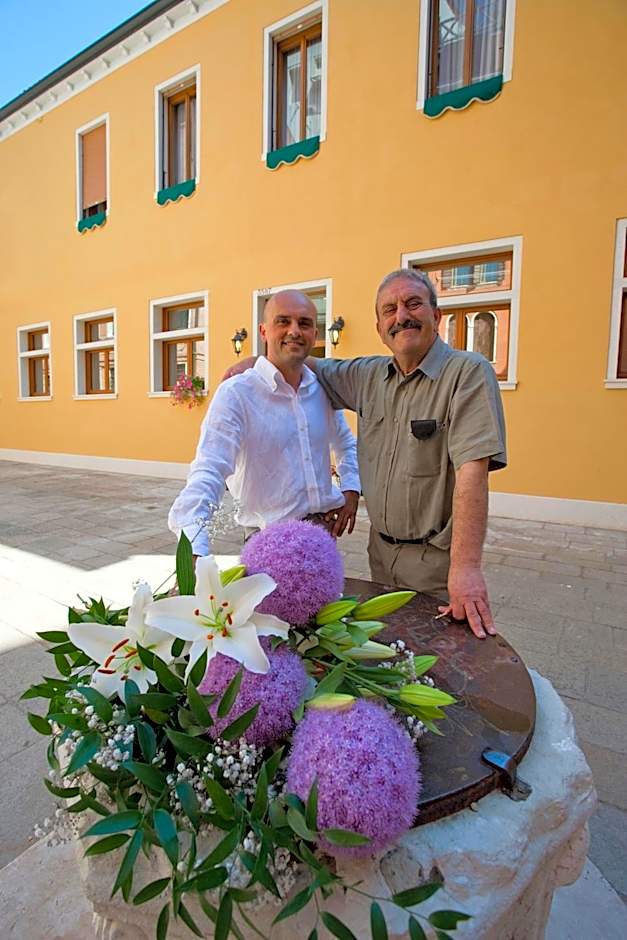 Photo 1 of 50 of Hotel Al Malcanton