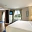 Charlevoix Inn & Suites SureStay Collection by Best Western