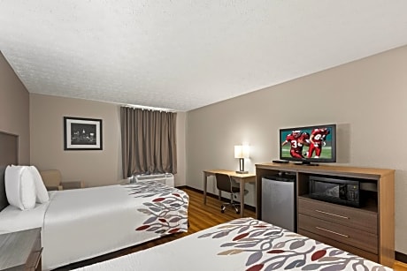 Deluxe Room with Two Double Beds Disability Access Non-Smoking