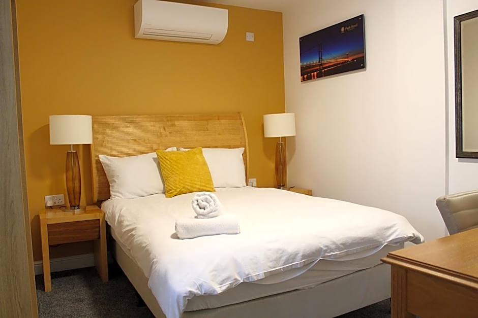 Park Hotel & Apartments