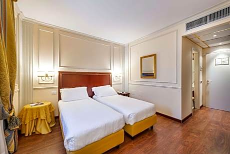 Classic Twin Room - Non-Smoking