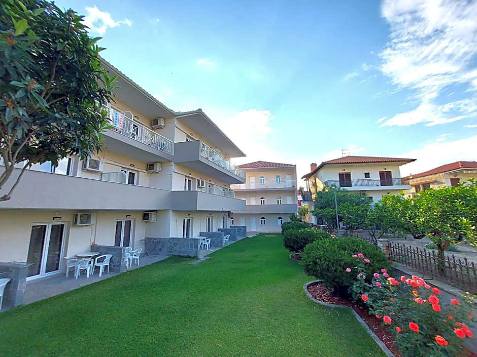 Polychrono GREEN GARDENS