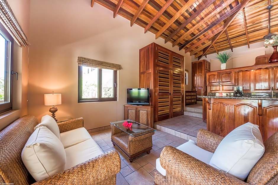 Photo 1 of 8 of Honeymoon Casita