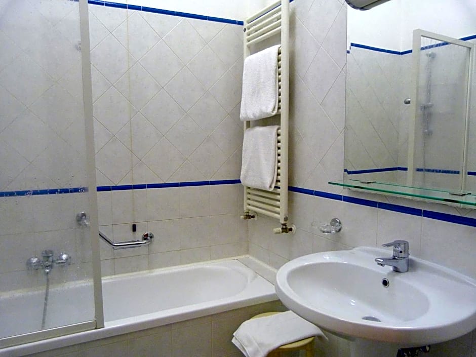 Hotel Centrale Byron