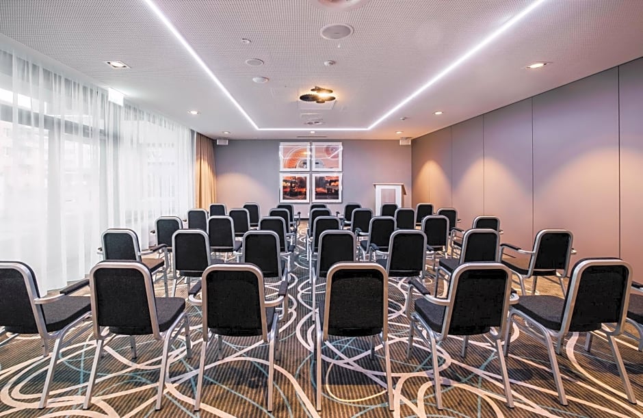 Leonardo Hotel Zurich Airport