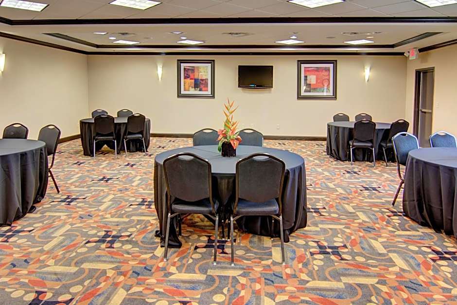 Holiday Inn Express Hotel & Suites Paris By IHG