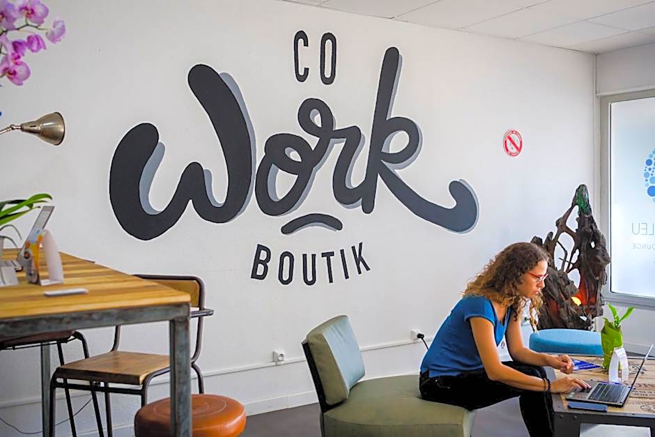 Hôtel Le Grand Bleu