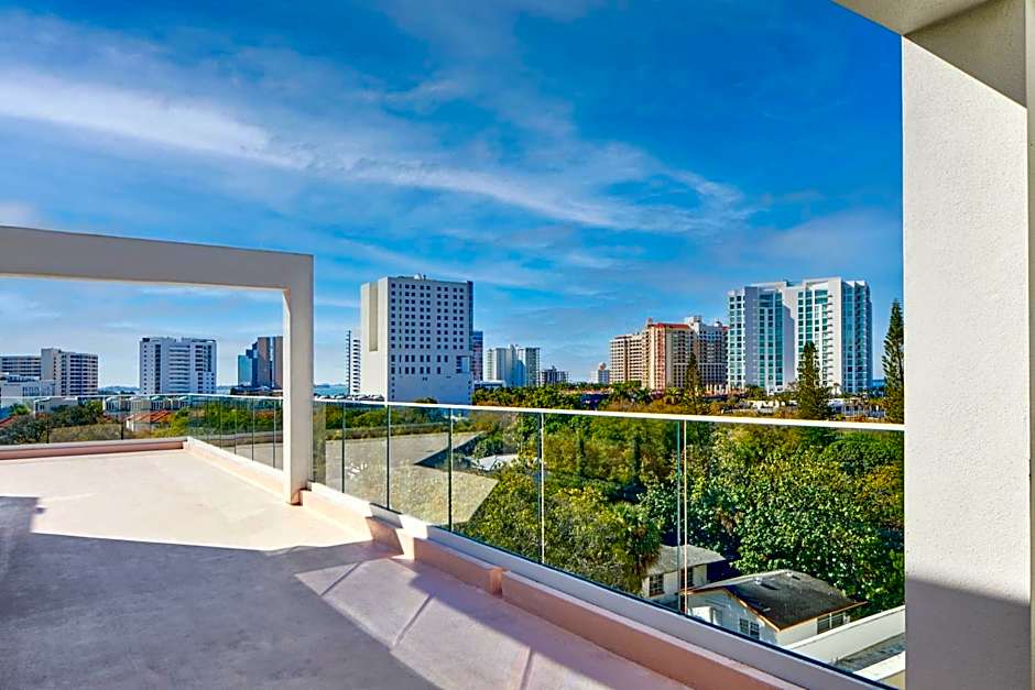 The Sarasota Modern, a Tribute Portfolio Hotel