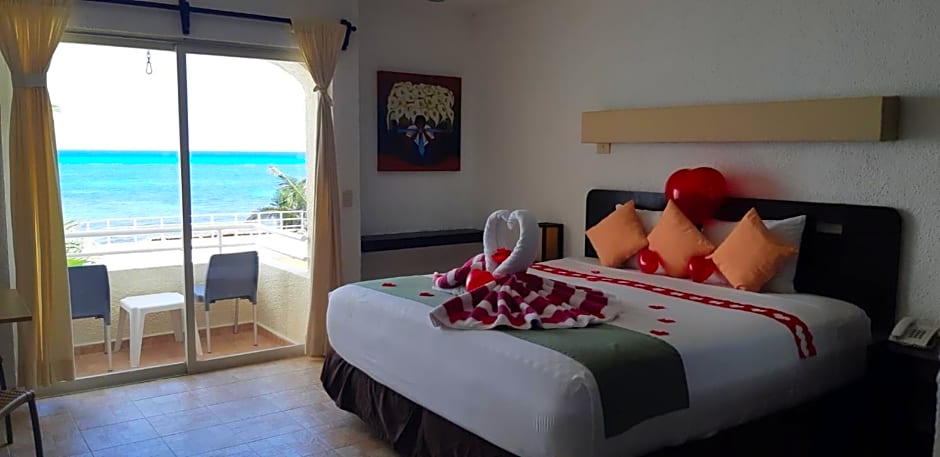 Playa Maya by MIJ - Beachfront Hotel