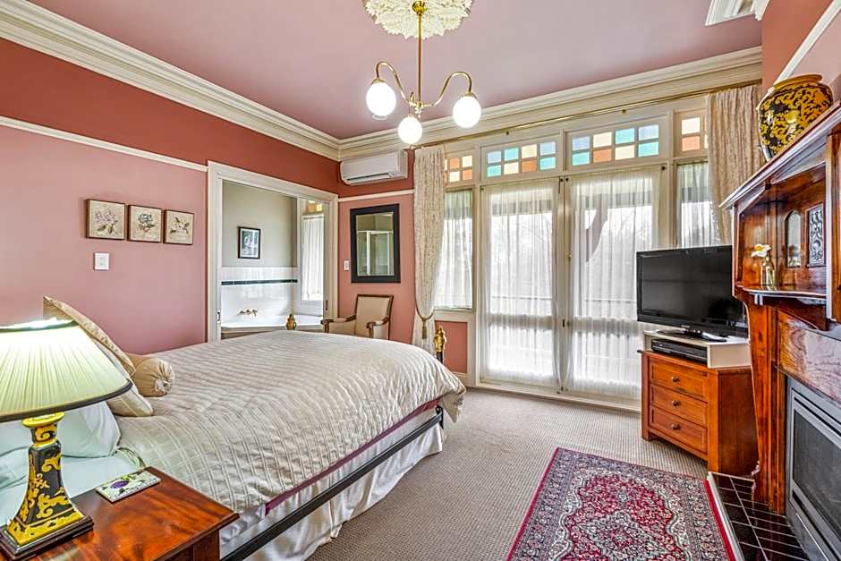 Bethany Manor Bed & Breakfast