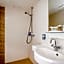 Meriton Old Town Garden Hotel