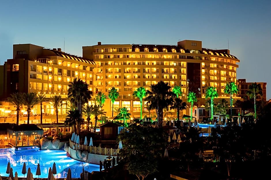 Fame Residence Lara & Spa