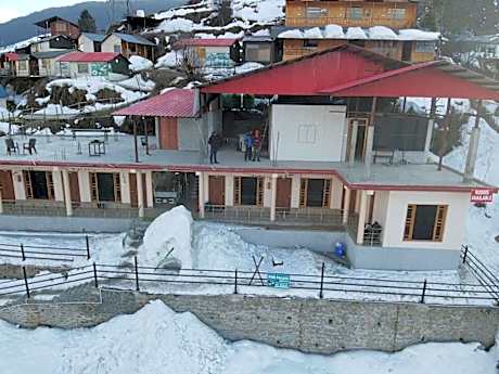 Pine Palace Homestay