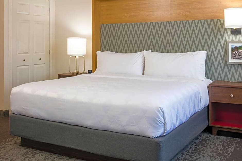Holiday Inn Salem By IHG