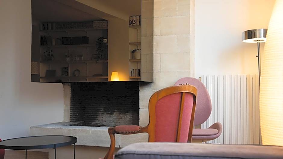 Chambres au coeur du quartier historique - Maison Alternativi