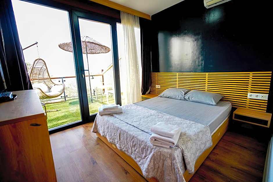 QCUNDA OTEL