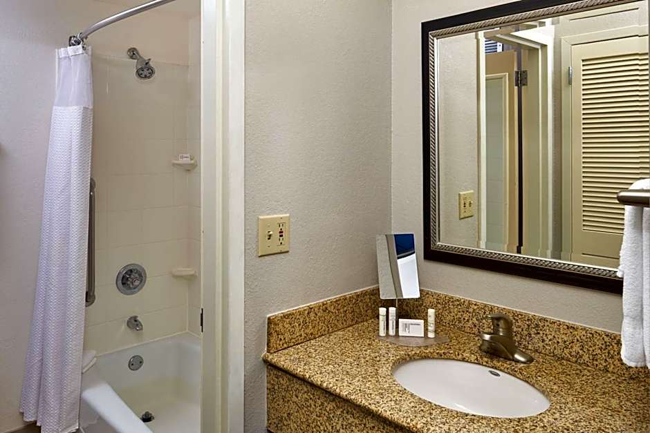 Courtyard by Marriott Chicago Wood Dale/Itasca