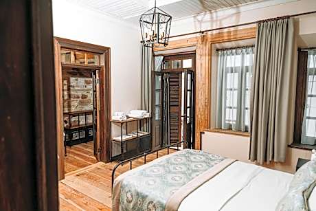 Suite Room with Balcony - Upper Floor