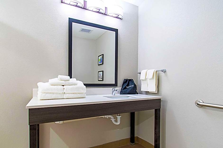 Comfort Suites Humble Houston IAH