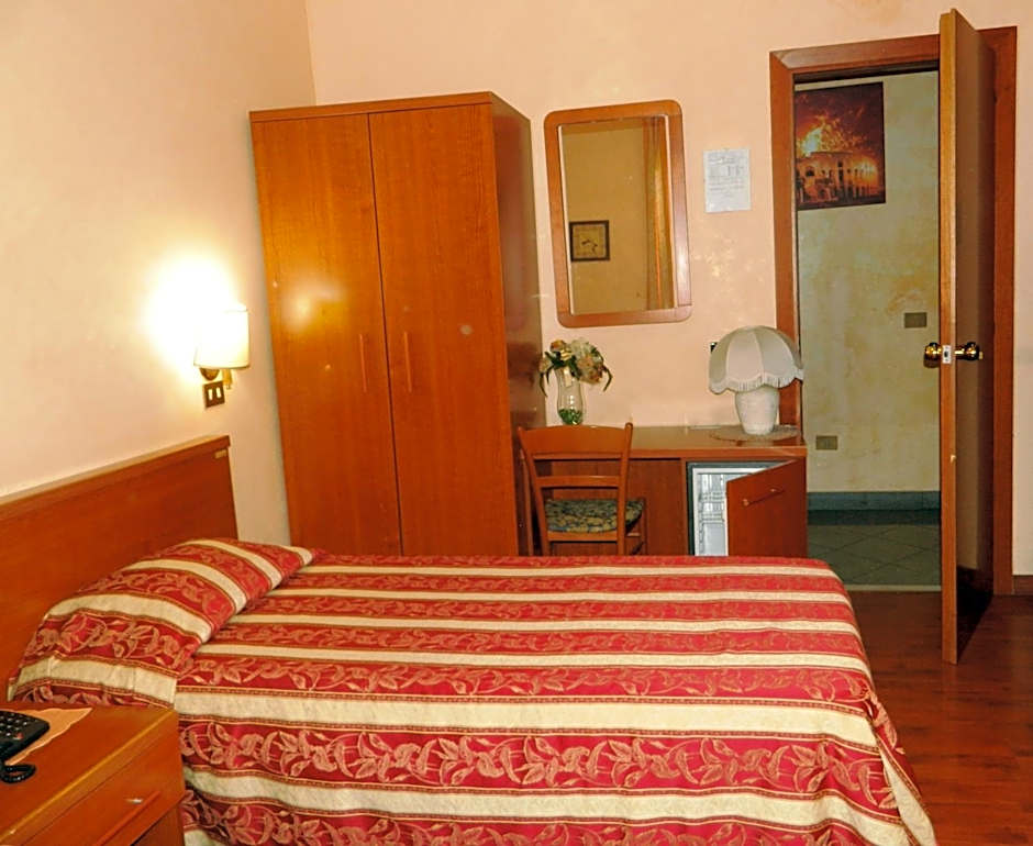 Buonarroti Home