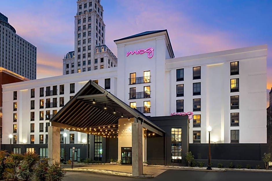 Moxy Memphis Downtown