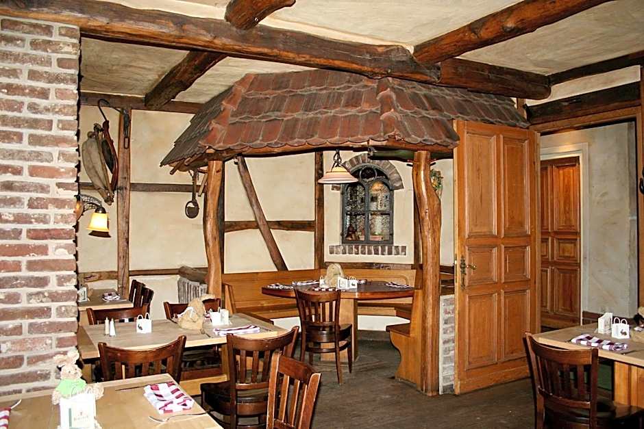 Landgasthof zur krummen Linde
