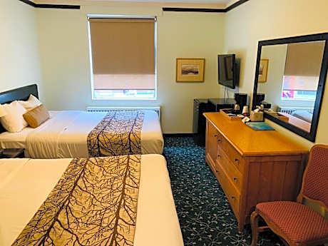 Queen Room with Two Queen Beds