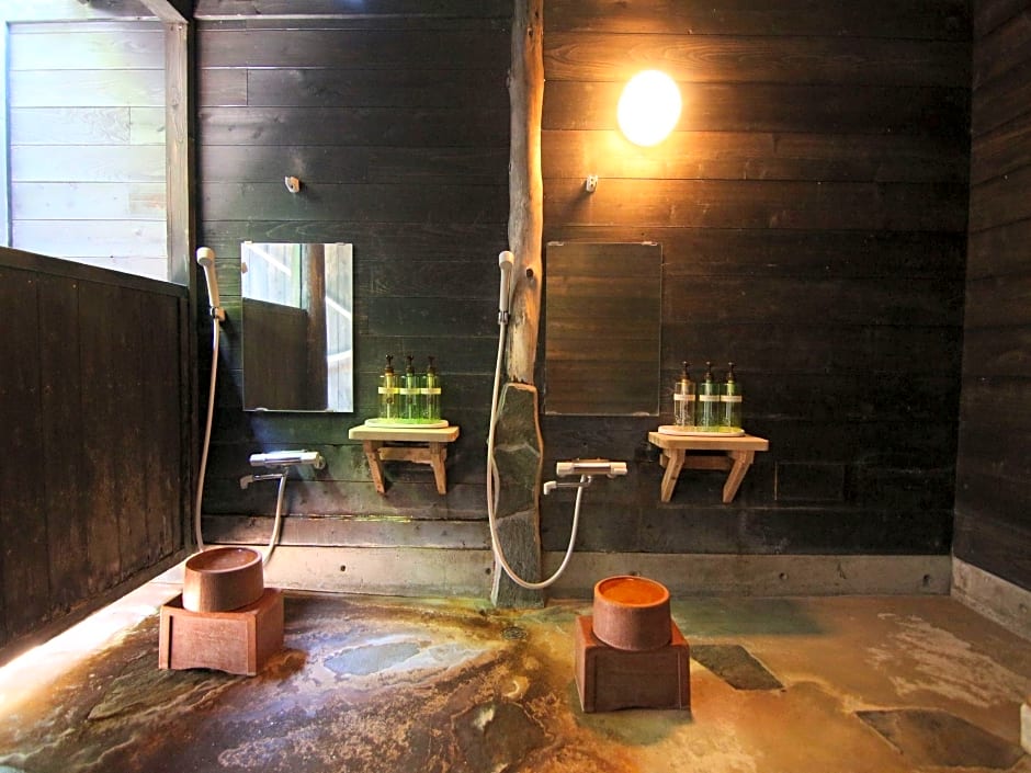 Yufuin Ryokan Wazanho