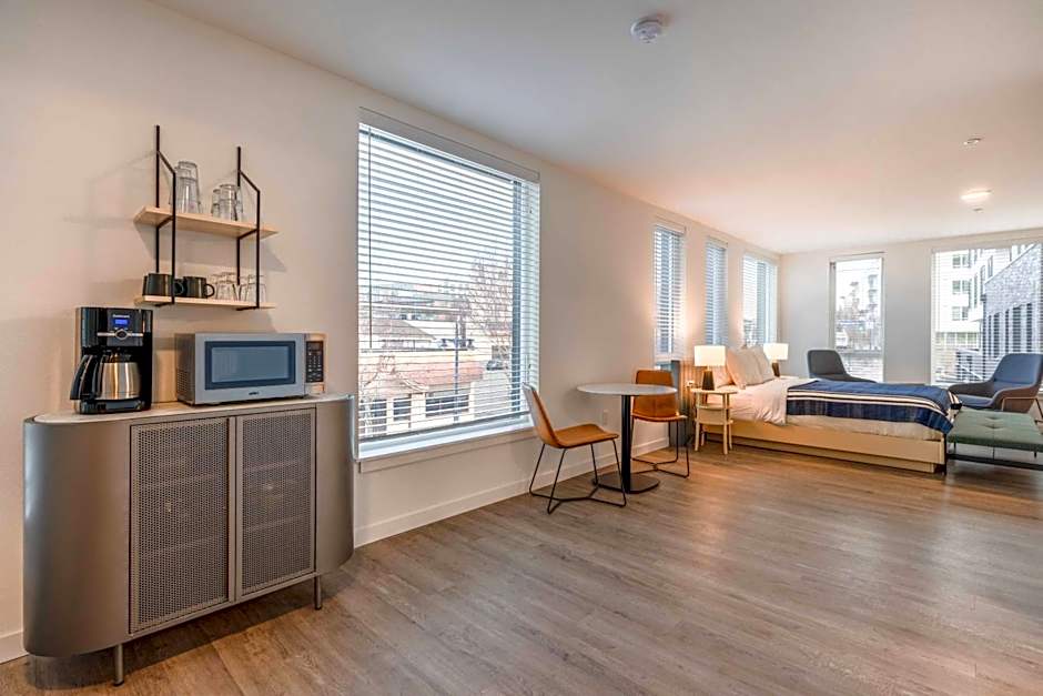 Marina Square Suites