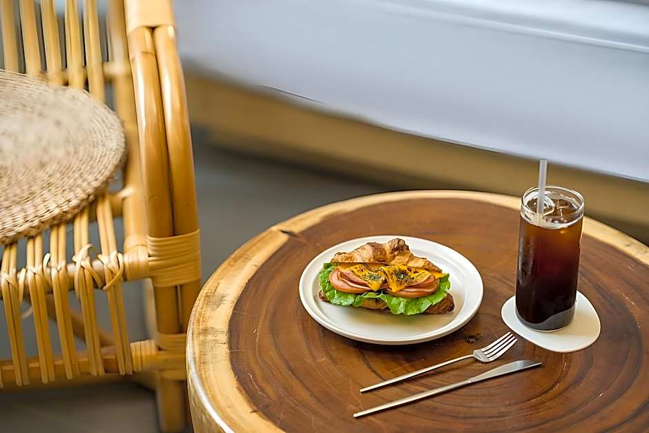 Hound Garden&Terrace Hotel