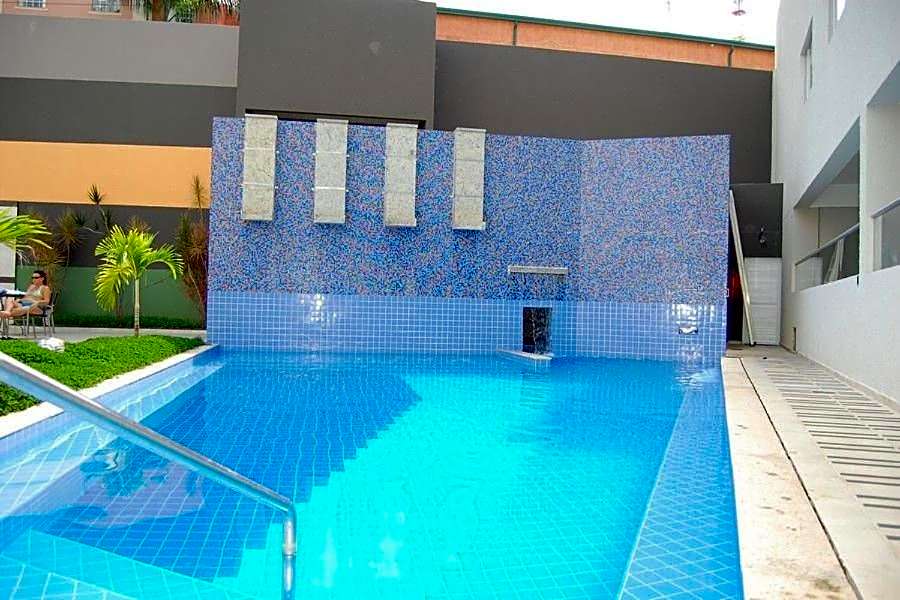 Apto com 3 Suítes, linda vista e ótima área de lazer - até 10 pessoas